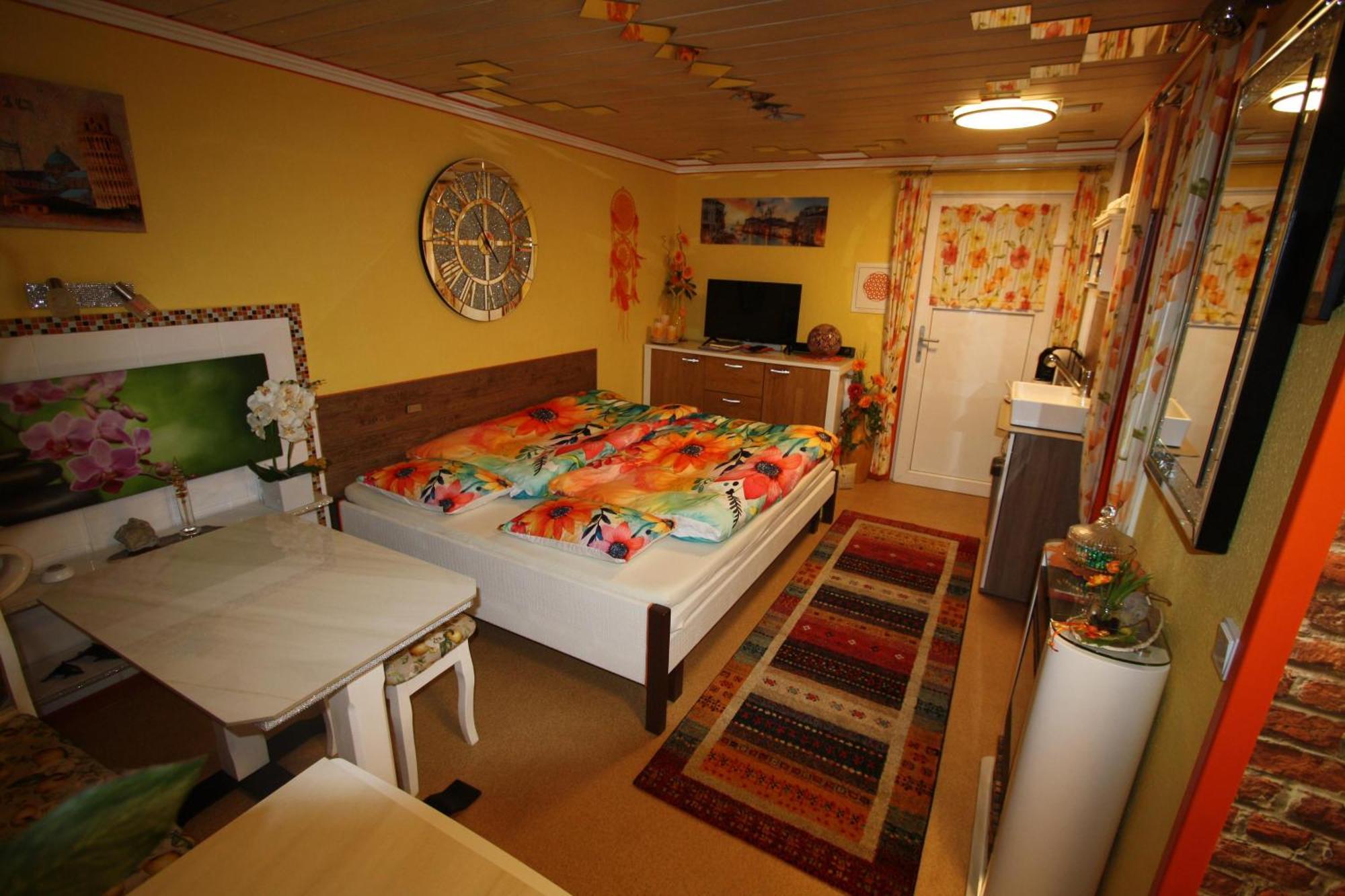 Ferien Bei Conny Apartment Nueziders Luaran gambar